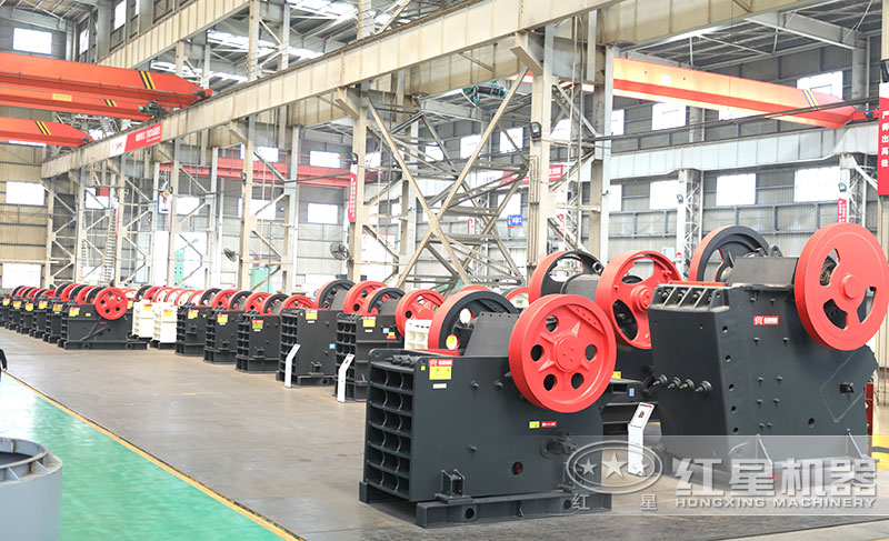 粗料破碎機(jī)-鄂破車(chē)間現(xiàn)貨，型號(hào)不同價(jià)格不等